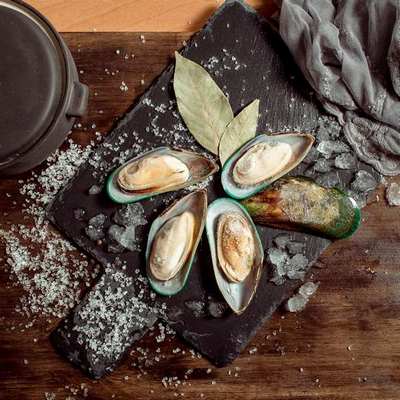 Мидии киви на половинках